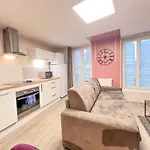 Le Montaigne - Wifi Fibre- Coeur Du Centre Ville-property Nm Appartement