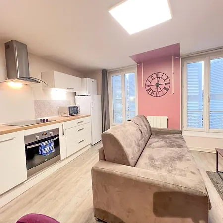 Le Montaigne - Wifi Fibre- Coeur Du Centre Ville-property Nm Apartment