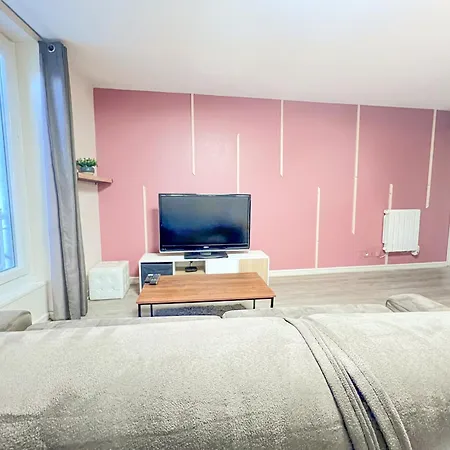 アパート Le Montaigne - Wifi Fibre- Coeur Du Centre Ville-property Nm ペリグー